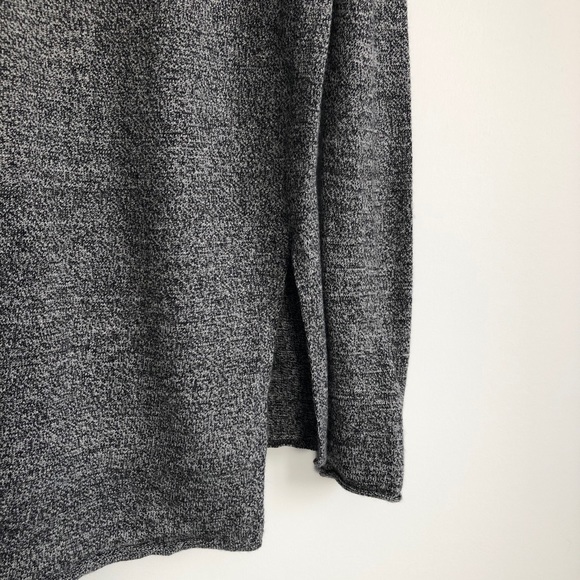 BABATON GREY V NECK SWEATER - Picture 5 of 7